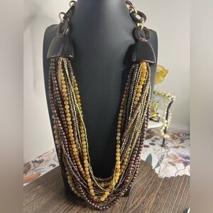 Chico’s Wooden Acrylic & Seed Bead Bib Necklace D6